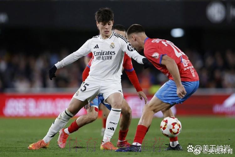 法尔克:基米希接触过皇马 他认为皇马很有吸引力 法尔克:基米希接触过皇马 他认为皇马很有吸引力